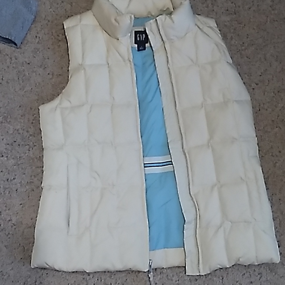 Gap down vest